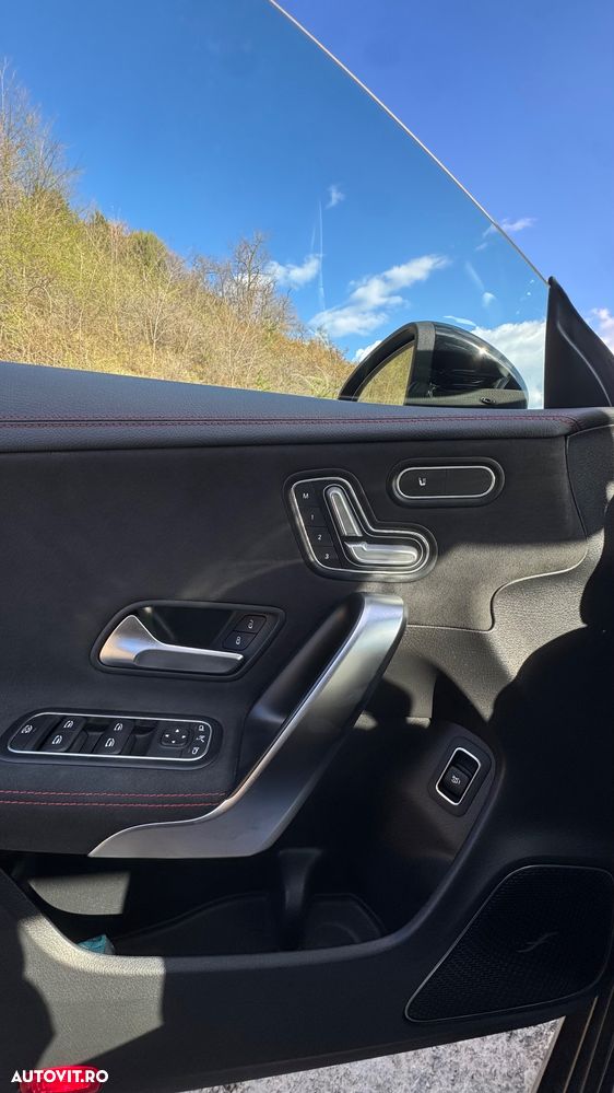 Mercedes-Benz CLA 220 - 10