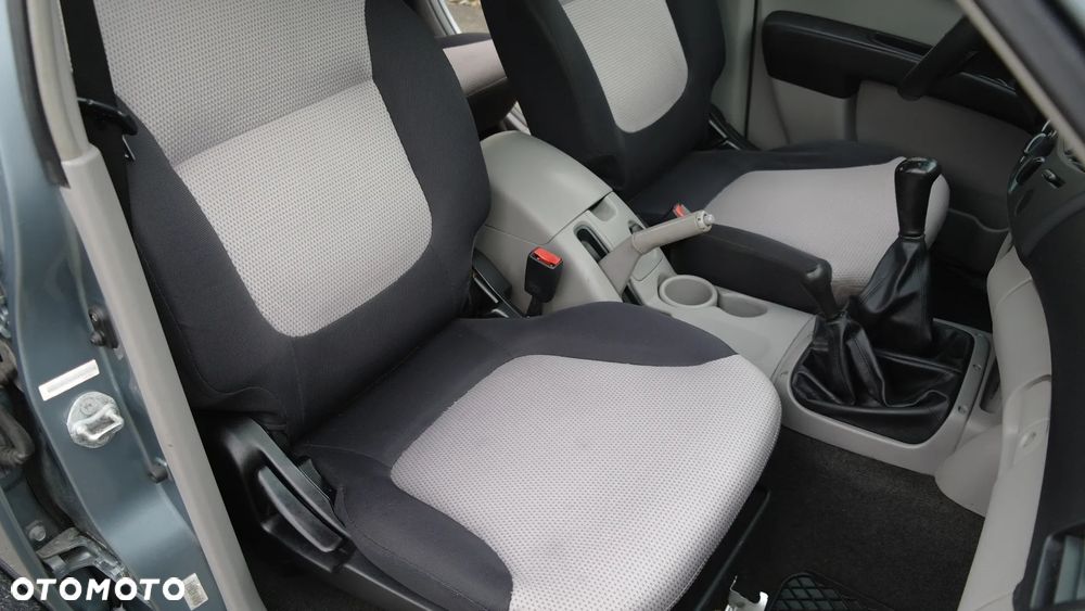 Mitsubishi L200 2.5 DID Invite AC - 15