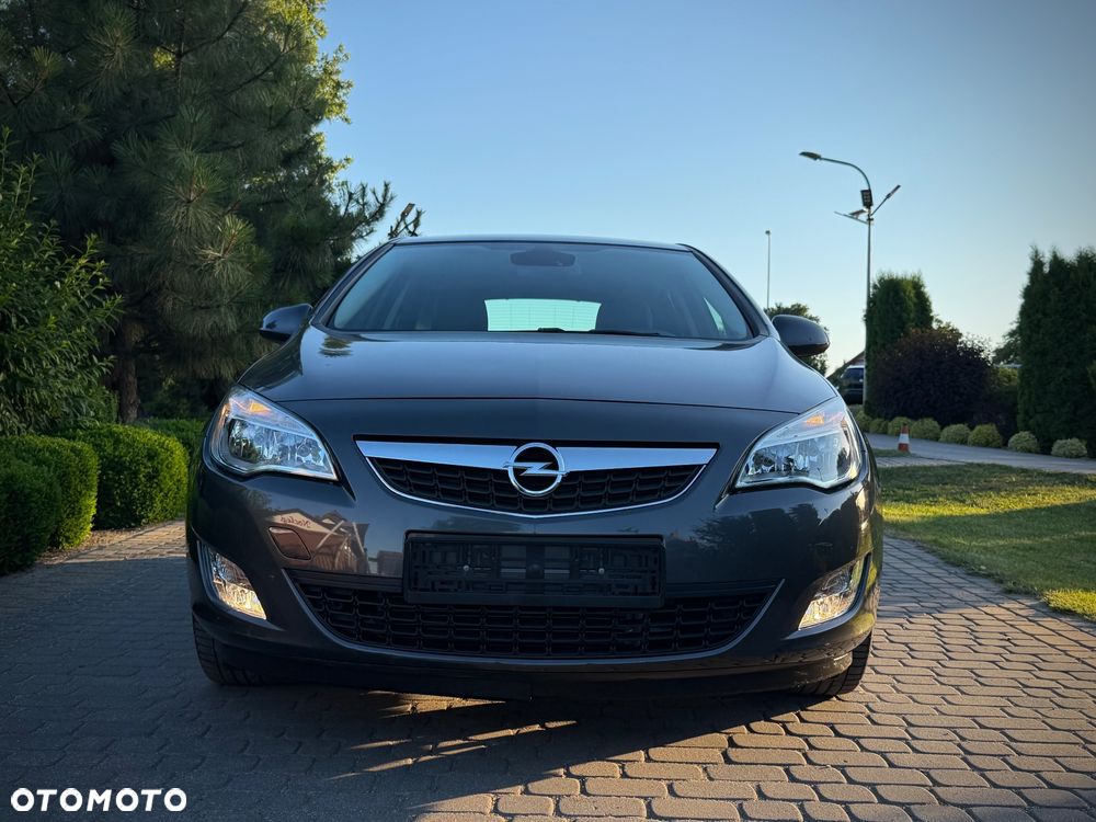 Opel Astra 1.4 T Cosmo - 3
