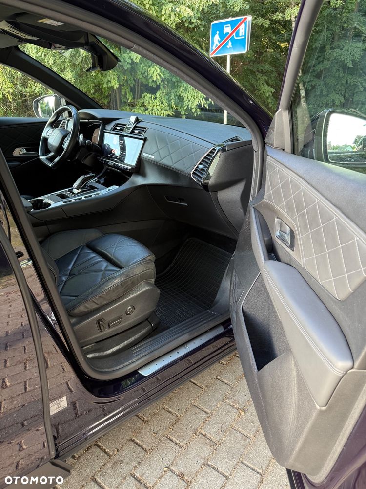 DS Automobiles DS 7 Crossback - 24
