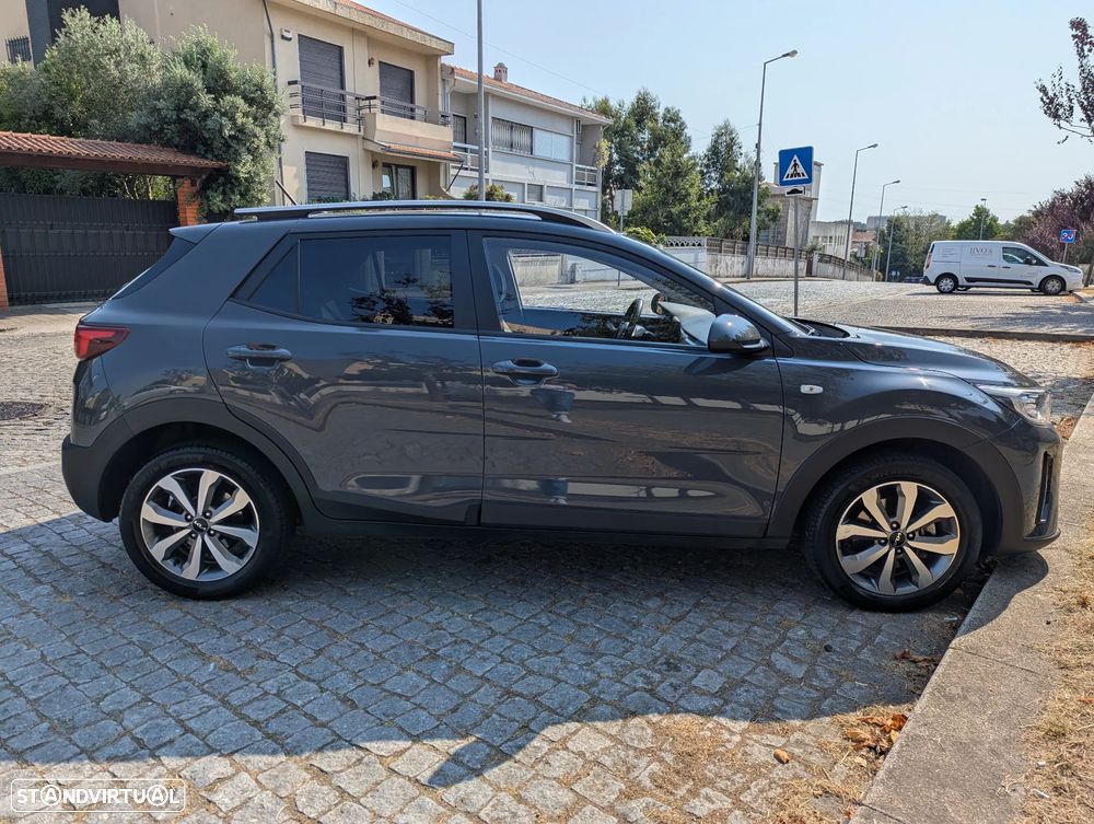 Kia Stonic 1.2 Dynamic - 1