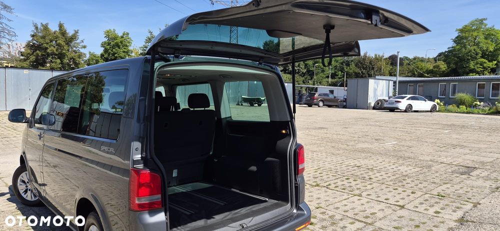 Volkswagen Multivan - 35