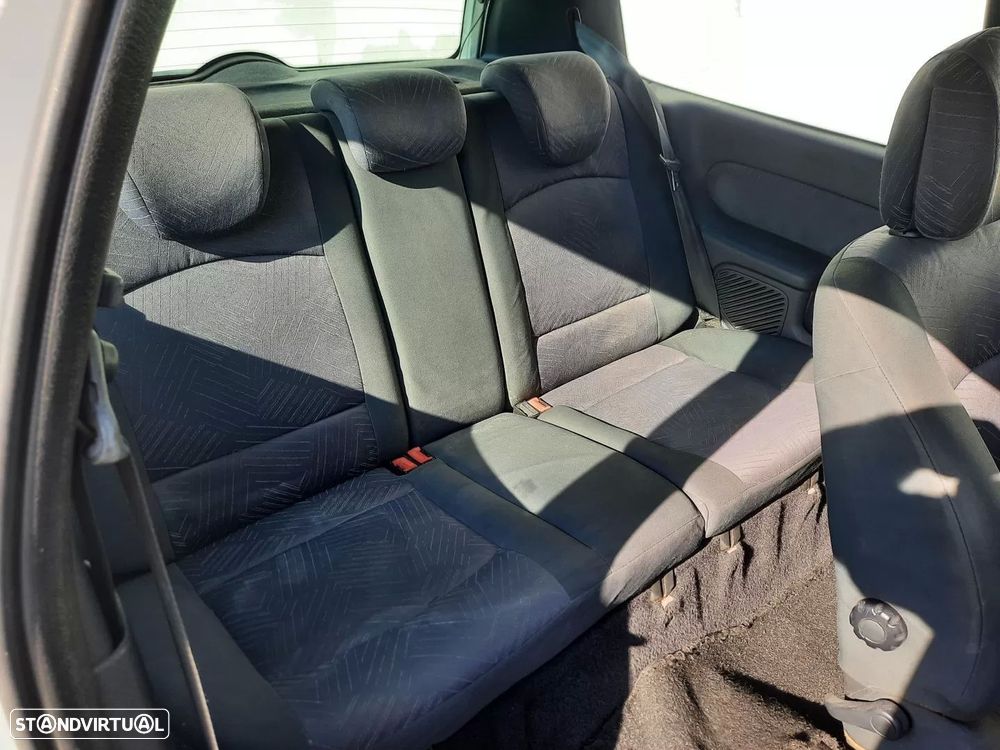 Renault Clio 1.2 16V Confort Privilège - 7