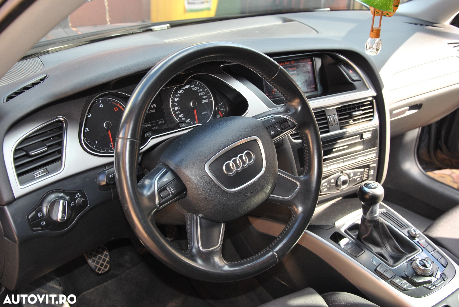 Audi A4 2.0 TDI B8 - 9