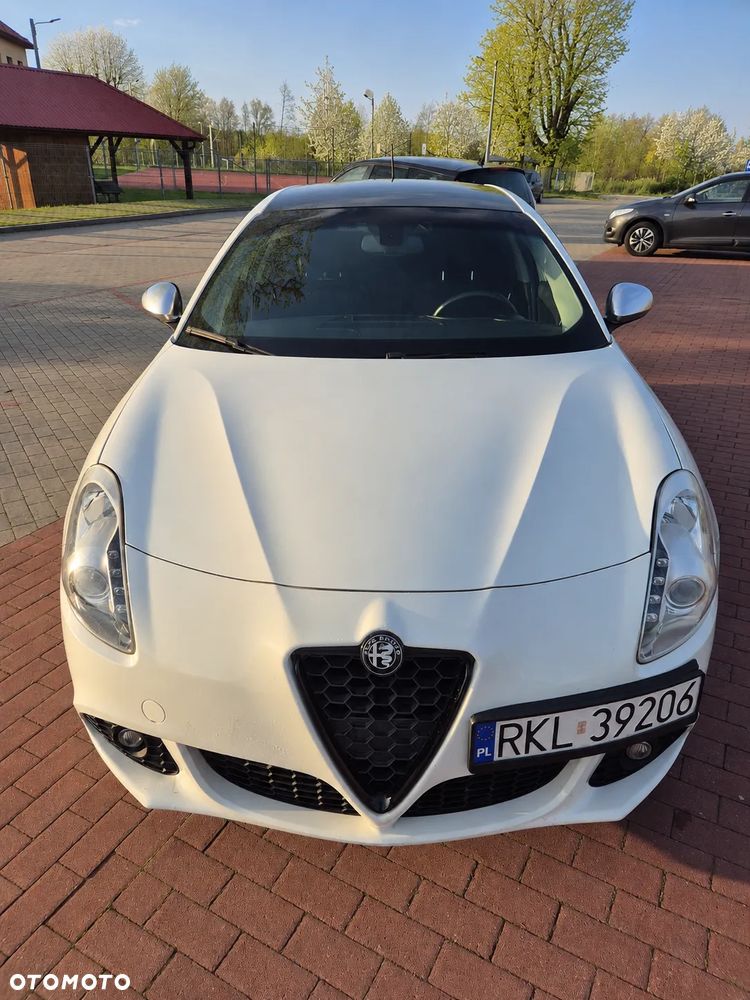 Alfa Romeo Giulietta 1.6 JTDM Distinctive - 2