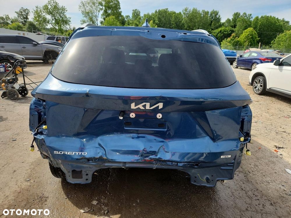 Kia Sorento - 7