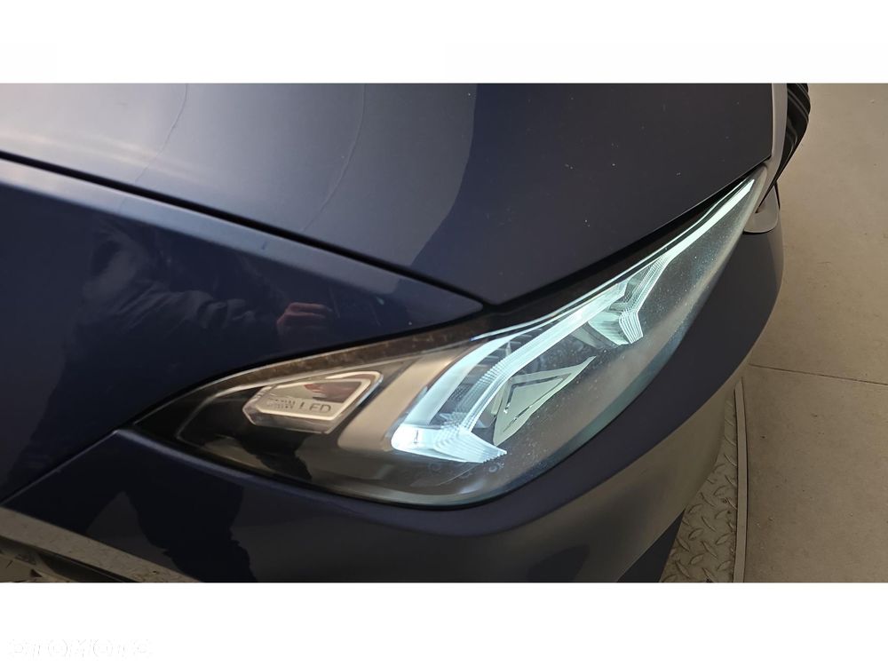 BMW Seria 3 320d xDrive - 26