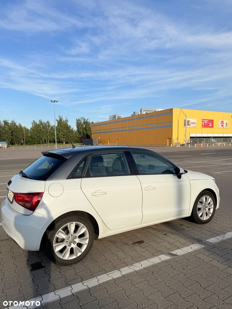 Audi A1 Sportback 1.4 TFSI Ambition S tronic - 5