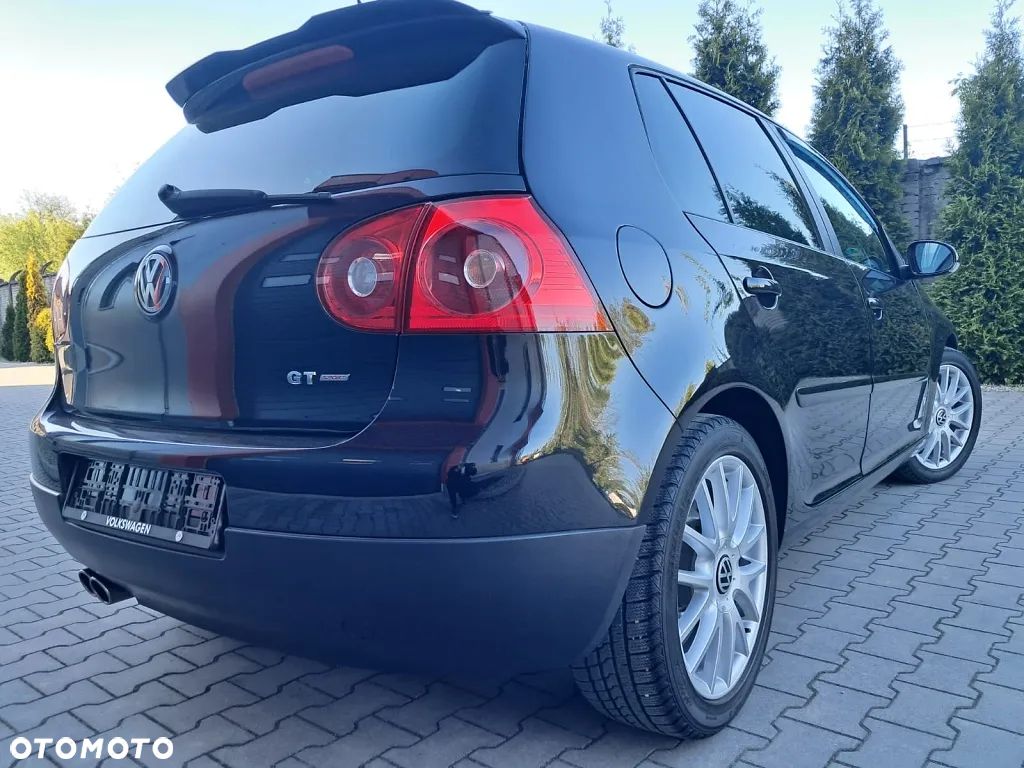 Volkswagen Golf 2.0 TDI DPF GT - 5