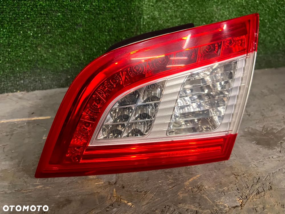 PEUGEOT 508 I KOMBI 2010- LAMPA PRAWY TYŁ PRAWA TYLNA W KLAPĘ ORYGINAŁ 9686780680