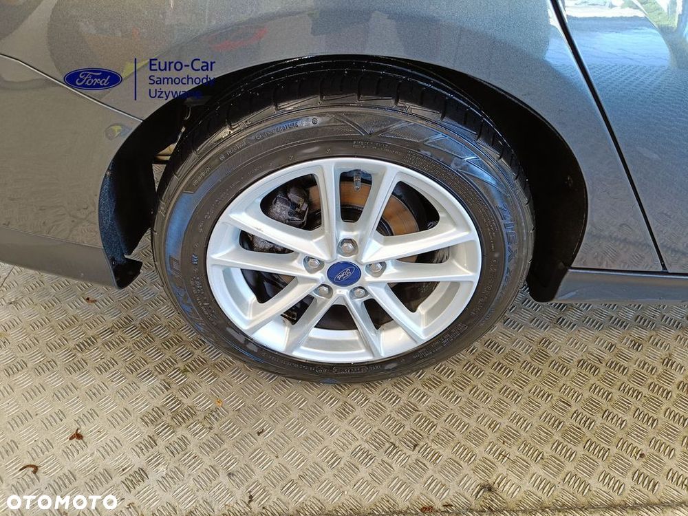 Ford Focus 1.6 Edition - 27