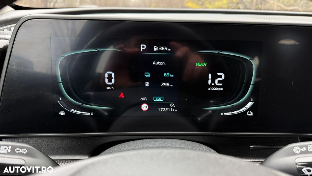 Kia Sportage 1.6 T-GDI PHEV 6AT 4x4 Business Line - 15