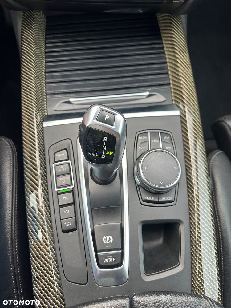 BMW X5 xDrive40d - 30