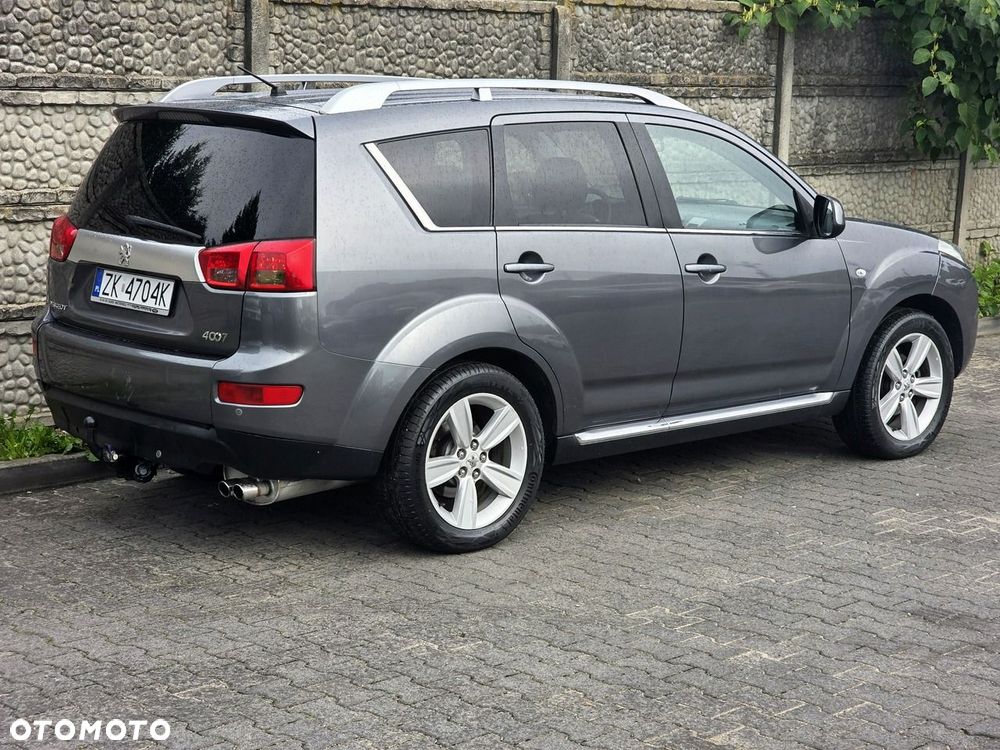 Peugeot 4007 HDI FAP 7-Sitzer Platinum - 8