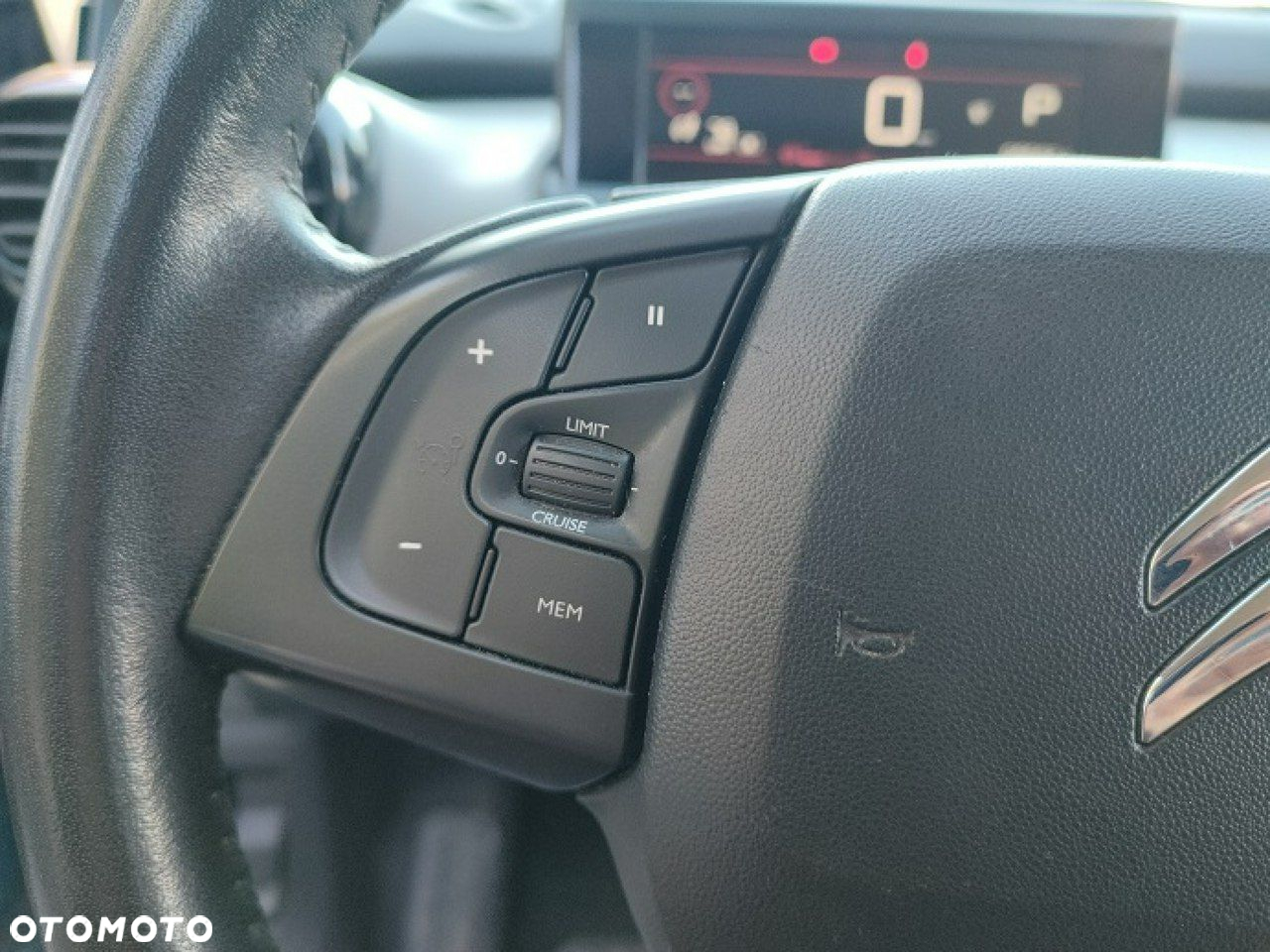 Citroën C4 Cactus - 22