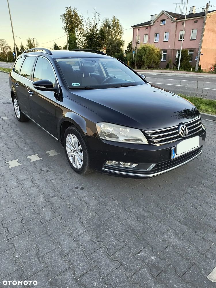 Volkswagen Passat 2.0 TDI Comfortline - 23