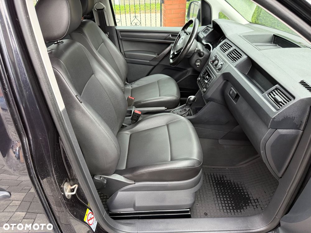 Volkswagen Caddy Maxi 2.0 TDI Trendline DSG - 17