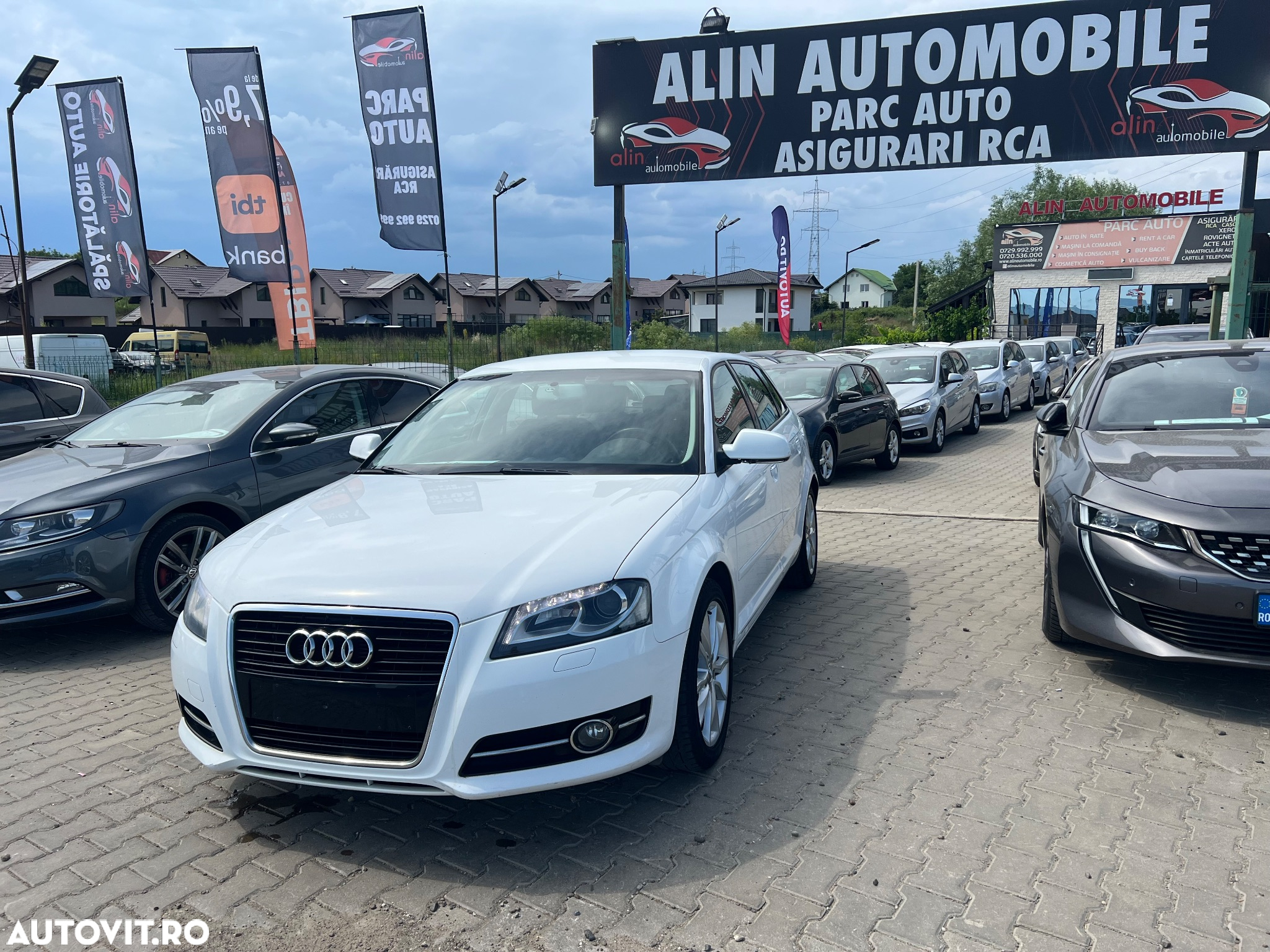 Audi A3 1.6 TDI Sportback S tronic Attraction - 2
