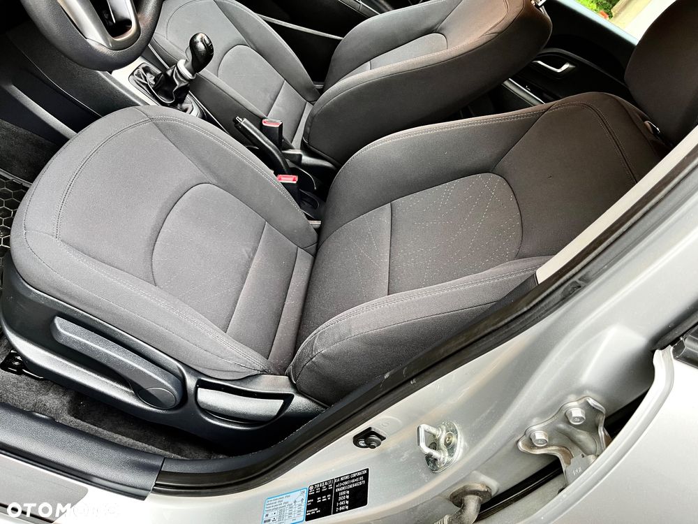 Kia Rio 1.4 Dream-Team Edition - 23