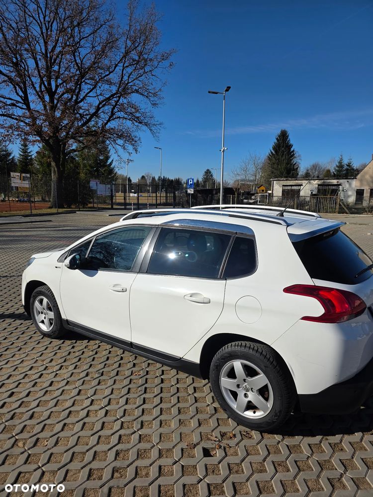 Peugeot 2008 PureTech 82 Style - 7