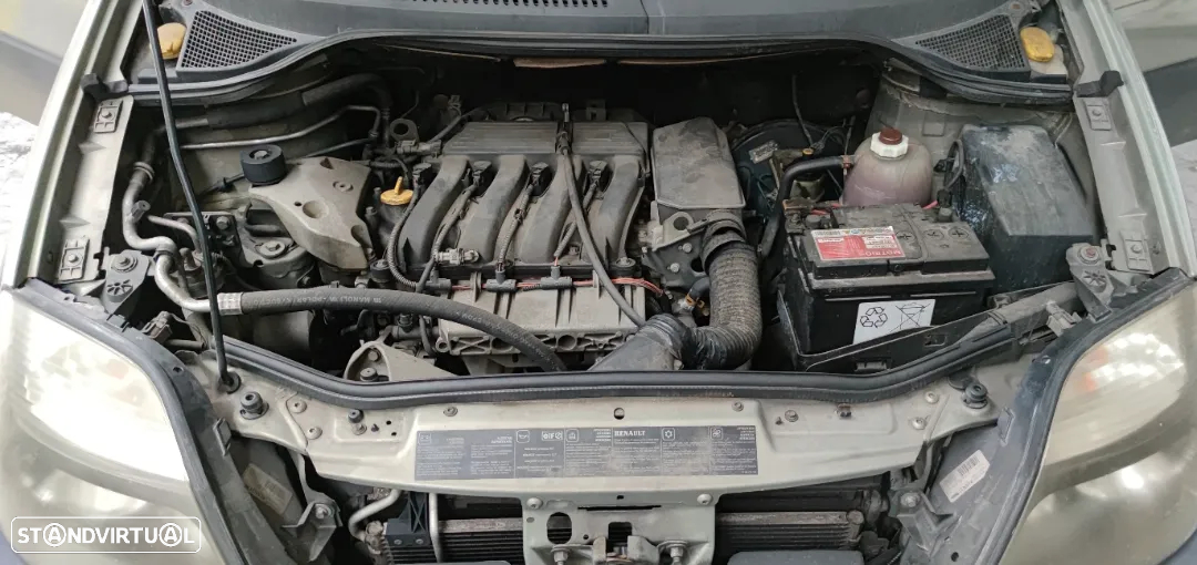 RENAULT SCENIC II PARA PEÇAS - 17