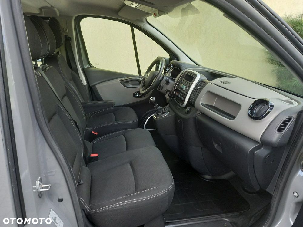 Renault Trafic - 19
