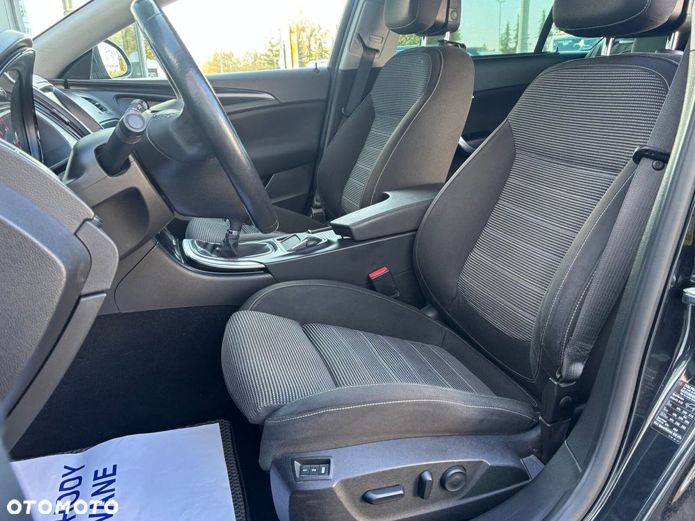 Opel Insignia - 12