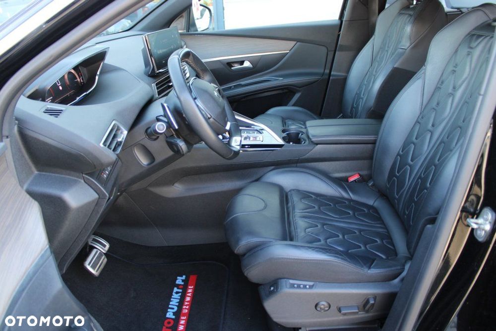Peugeot 5008 - 19