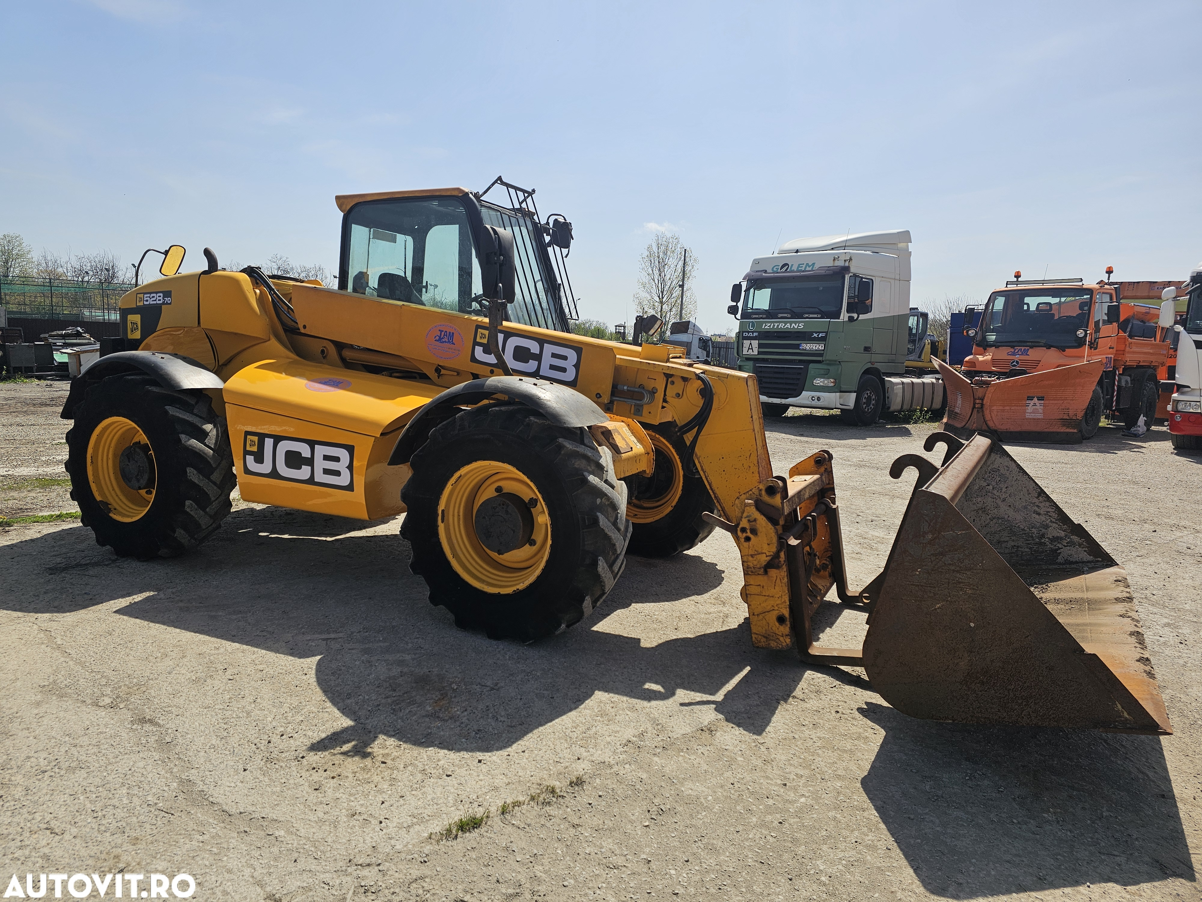 JCB 528-70 incarcator telescopic manitou compact vola - 2