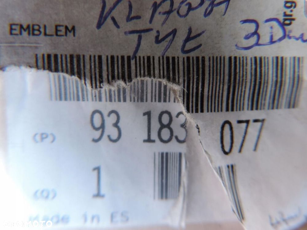 ZNACZEK EMBLEMAT KLAPY TYŁ OPEL ASTRA H HB 13171580 98183077 NOWY ORYGINAŁ - 3