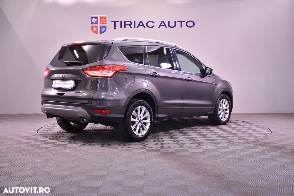 Ford Kuga - 5