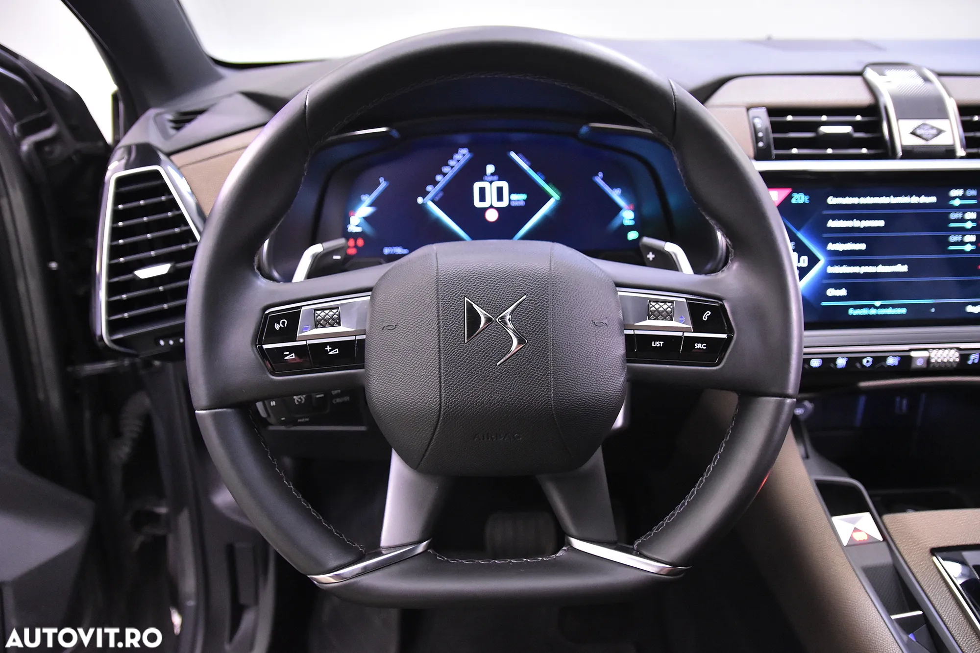 DS Automobiles DS 7 Crossback - 15