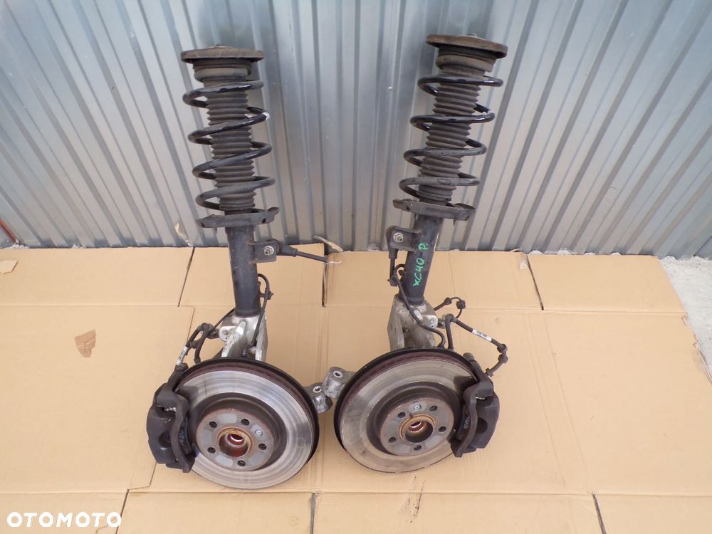 MACPHERSON AMORTYZATOR ZWROTNICA ZACISK VOLVO XC40 II - 1