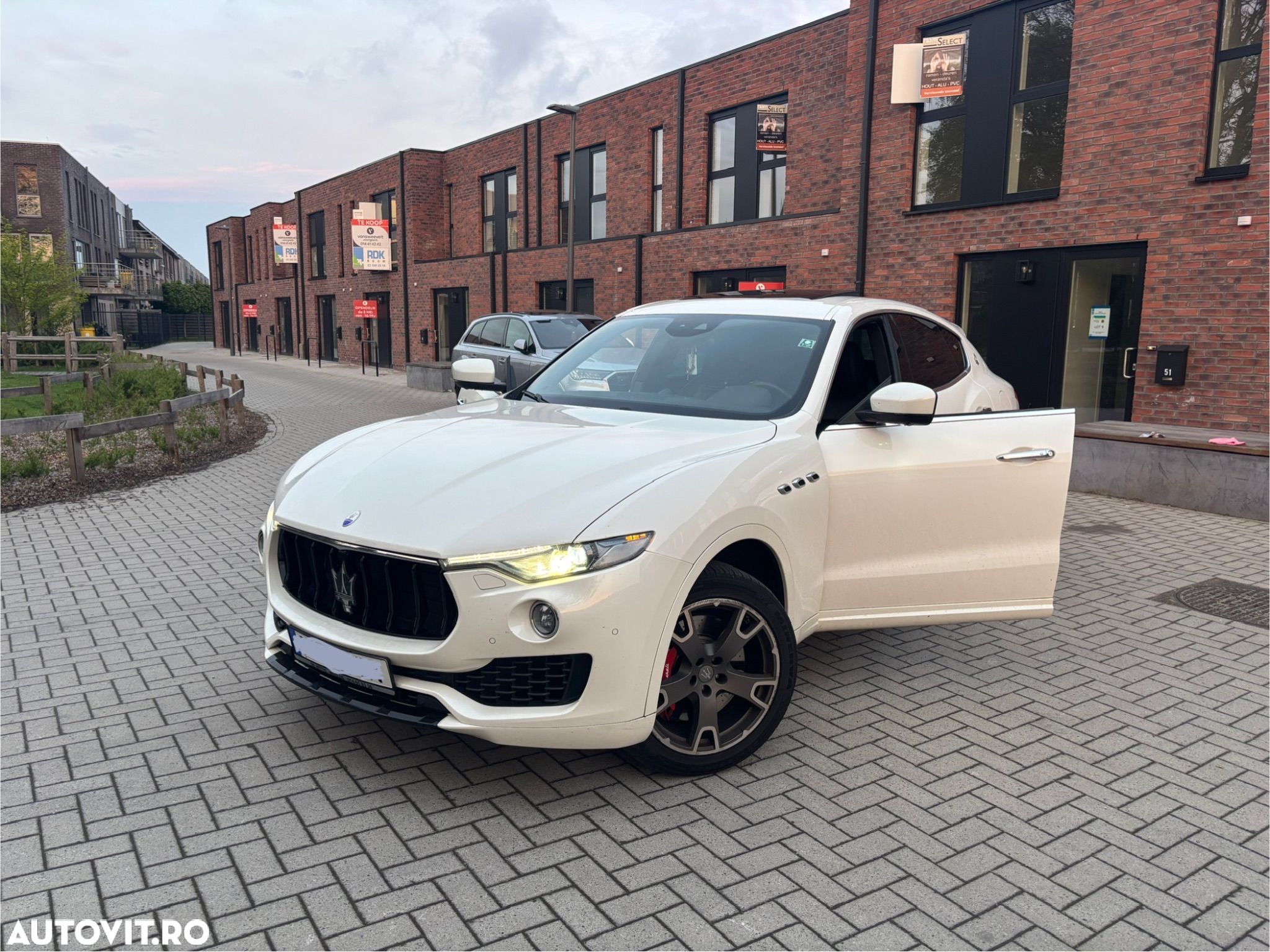 Maserati Levante - 1