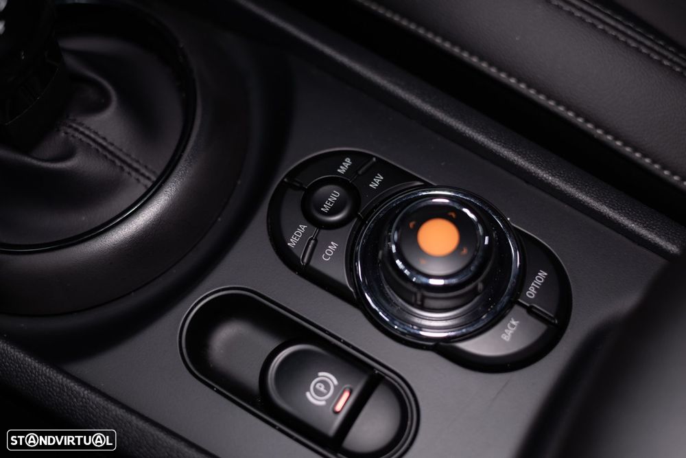 MINI Clubman One D Sport Edition Auto - 31