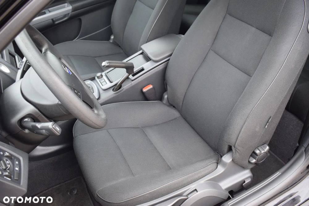 Volvo C30 D2 - 19