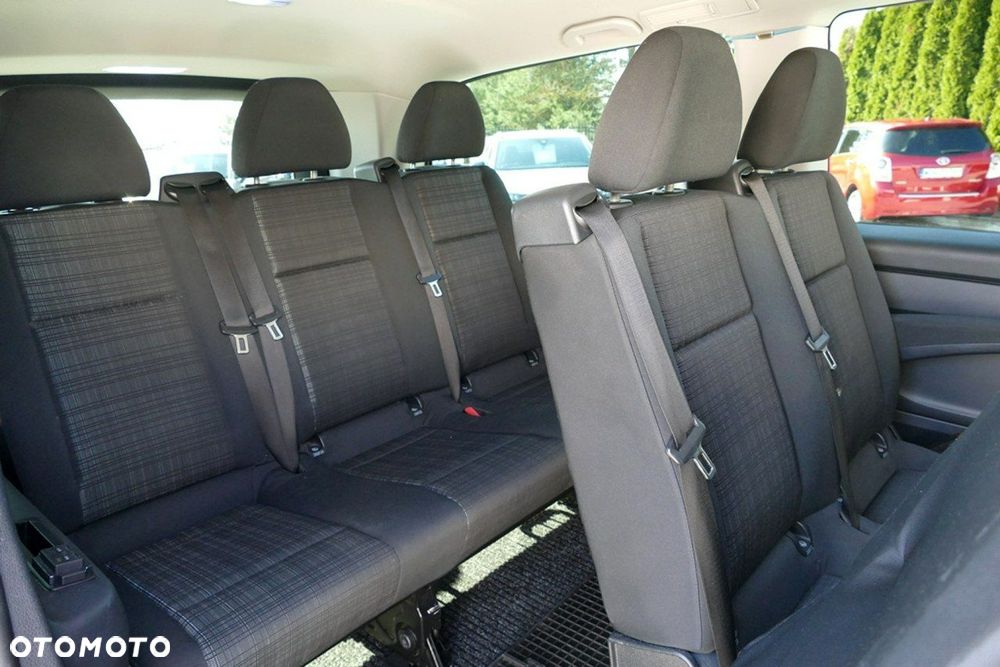 Mercedes-Benz Klasa V - 29