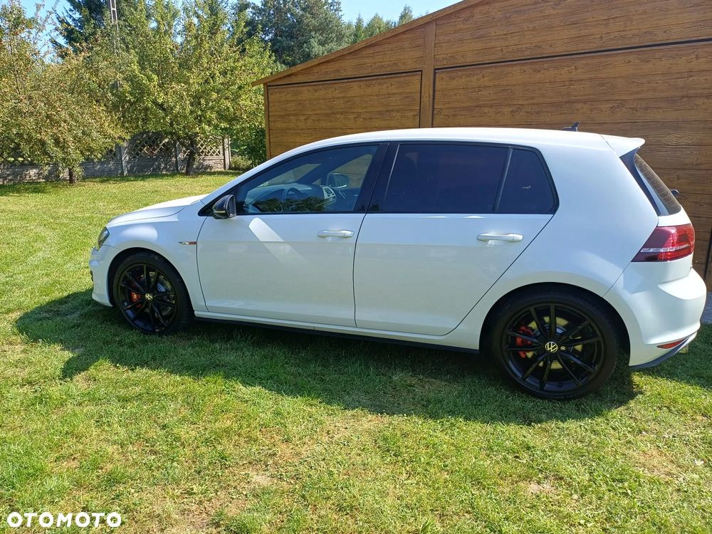Volkswagen Golf 2.0 TSI GTI - 17