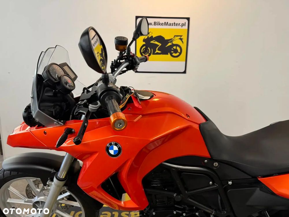 BMW F - 20