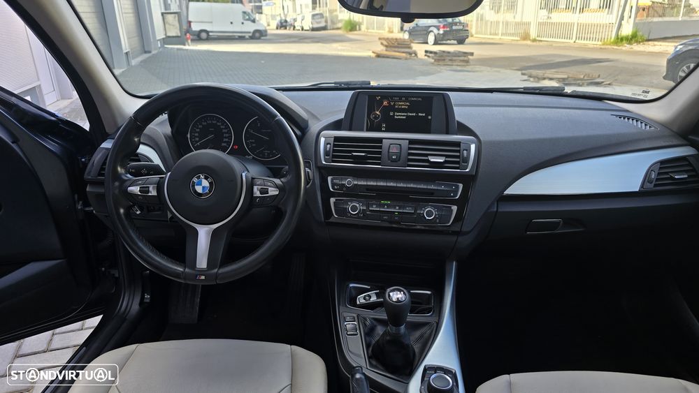 BMW 116 d Line Urban - 14