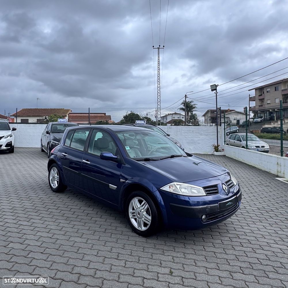 Renault Mégane 1.5 dCi Confort Authentique - 3
