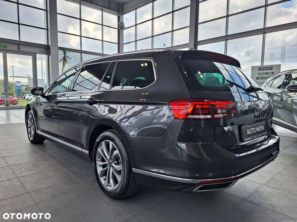 Volkswagen Passat - 15