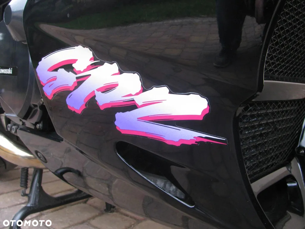 Kawasaki GPZ - 25