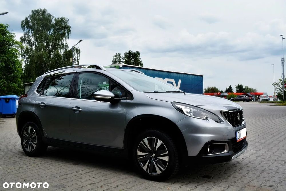 Peugeot 2008 PureTech 110 GPF Stop&Start EAT6 Allure - 3