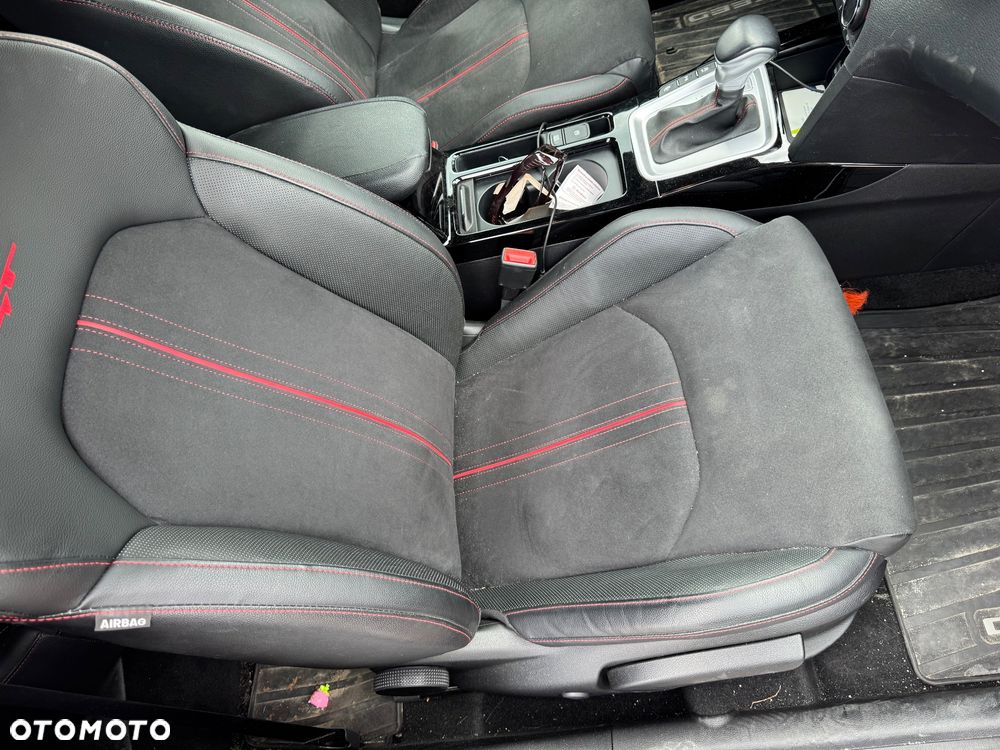 Kia ProCeed 1.6 T-GDI GT DCT - 7