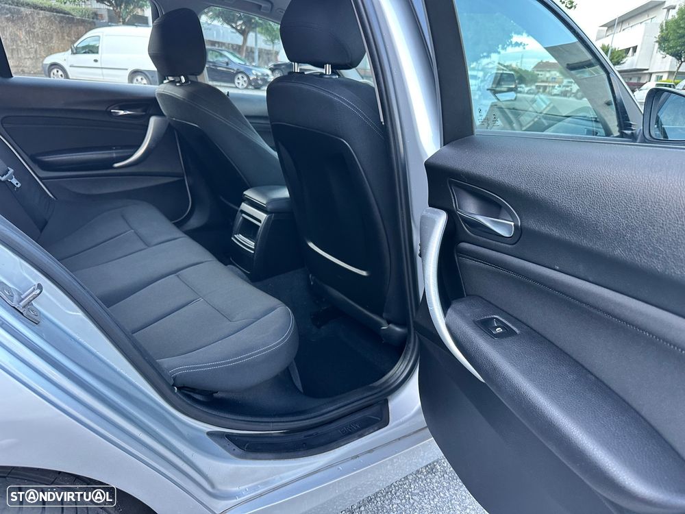 BMW 116 d EDynamics Line Sport - 34