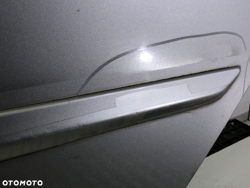 DRZWI LEWY TYŁ - 295.00 PLN - HONDA CITY V sedan (GM2, GM3) 2008 - 2022 1.4 i-V TEC 73 kW [99 KM] - 3