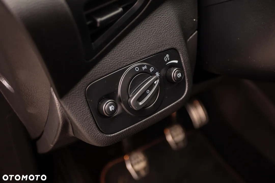 Ford Kuga 1.5 EcoBoost FWD ST-Line - 27