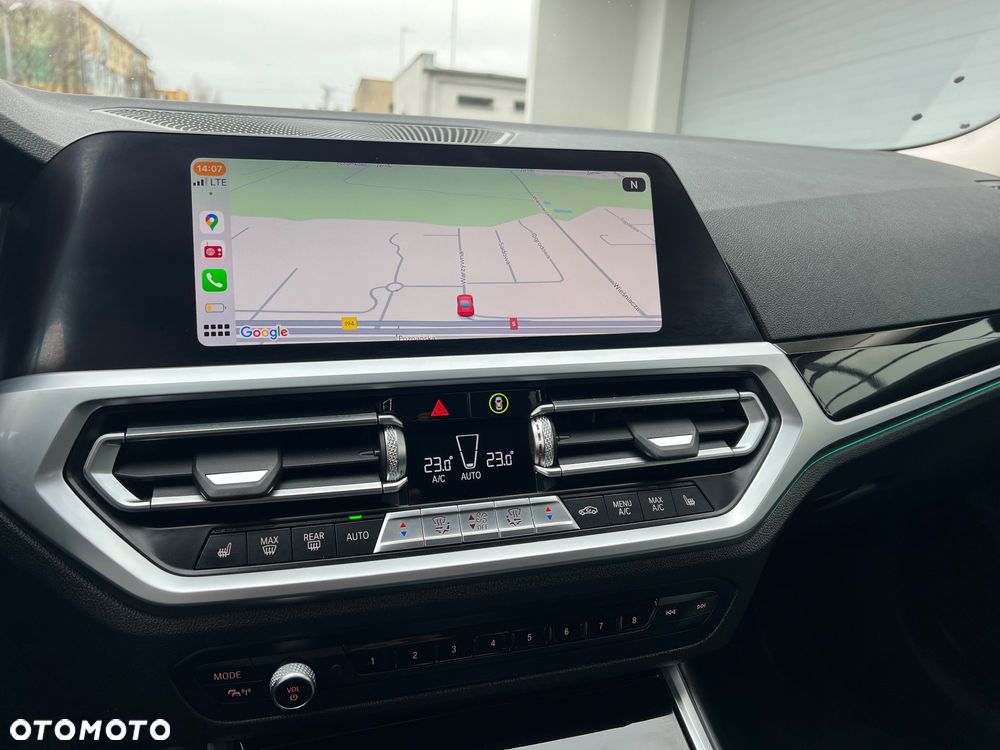 BMW Seria 3 320d Sport Line Shadow - 14