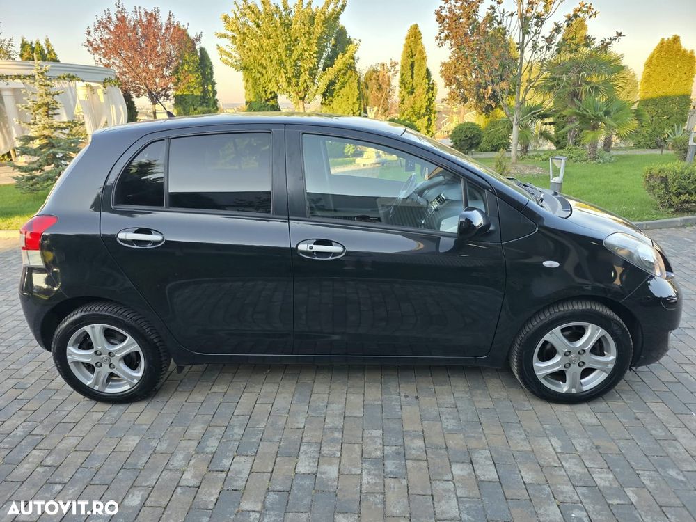 Toyota Yaris - 6